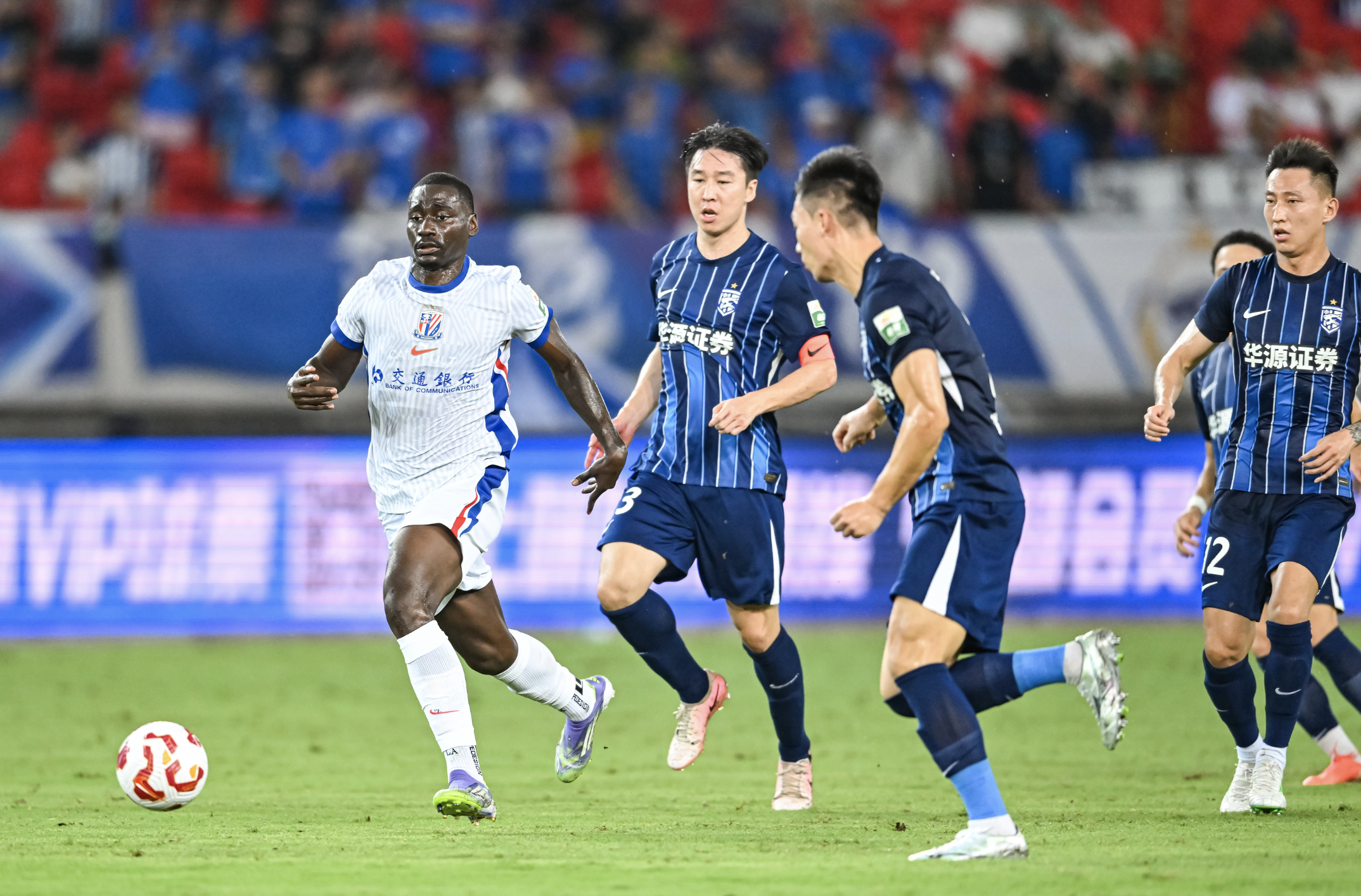 老当益壮！36岁老将任航12次解围冠绝全场，助三镇胜申花